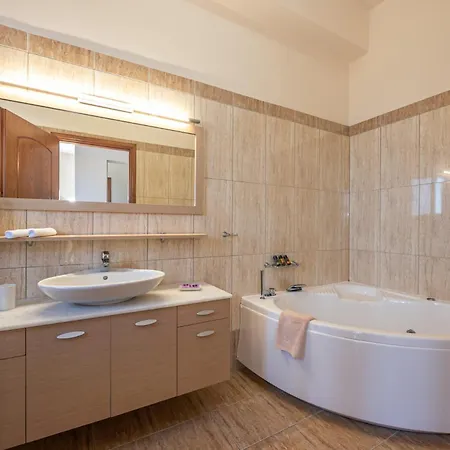 Del Sole, Private Pool And Amazing Sea View *